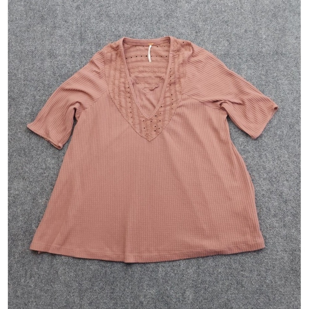 Free People Top Womens Medium Pink Waflle Knit Flowy Eyelet Short Sleeve Boho
